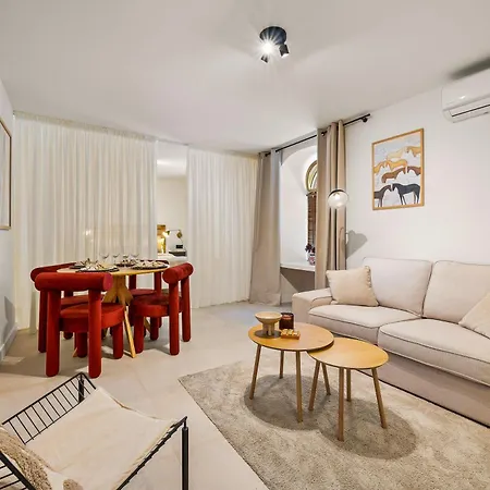 Augusto Collection Boutique Old Town Apartament *